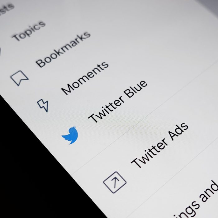enable sensitive content warning on twitter searches